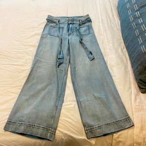 Ralph Lauren bell bottom light denim jeans size 8